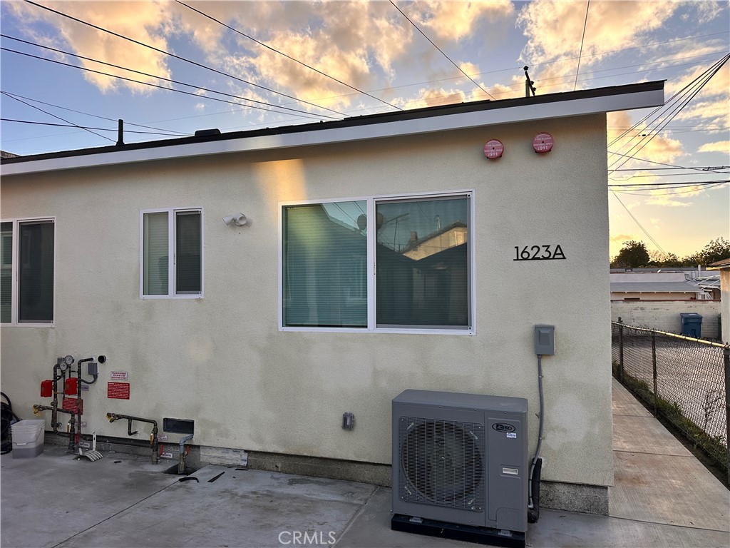 1623 S Atlantic Boulevard A Property Photo