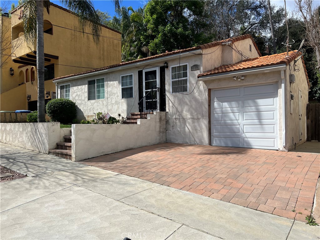 3931 Berry Drive Property Photo