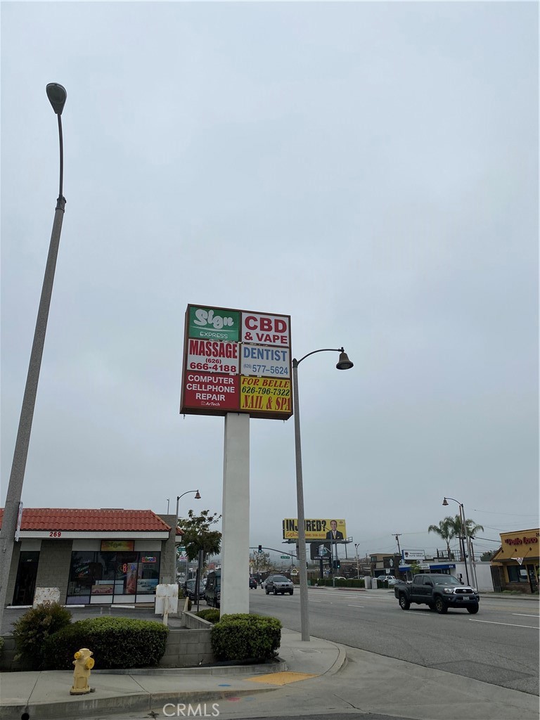 269 273 S Rosemead Boulevard 273 Property Photo 1