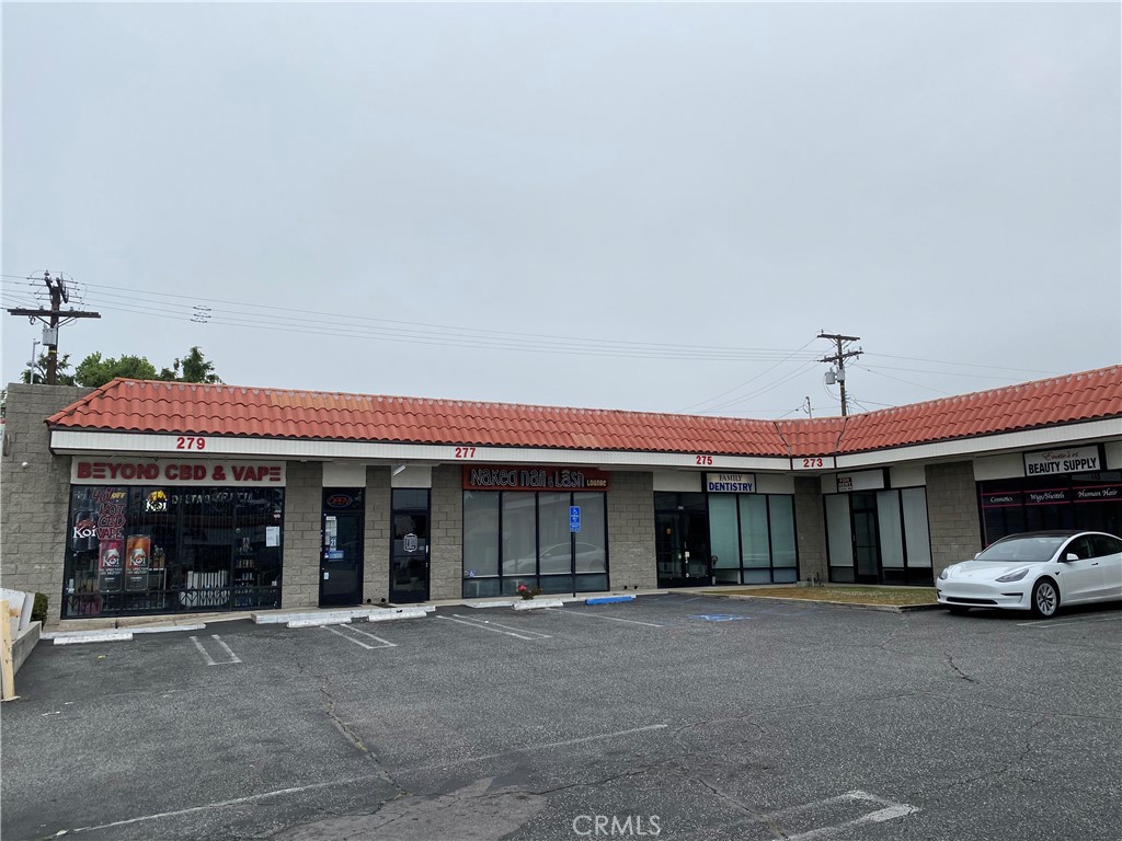 269 273 S Rosemead Boulevard 273 Property Photo 3
