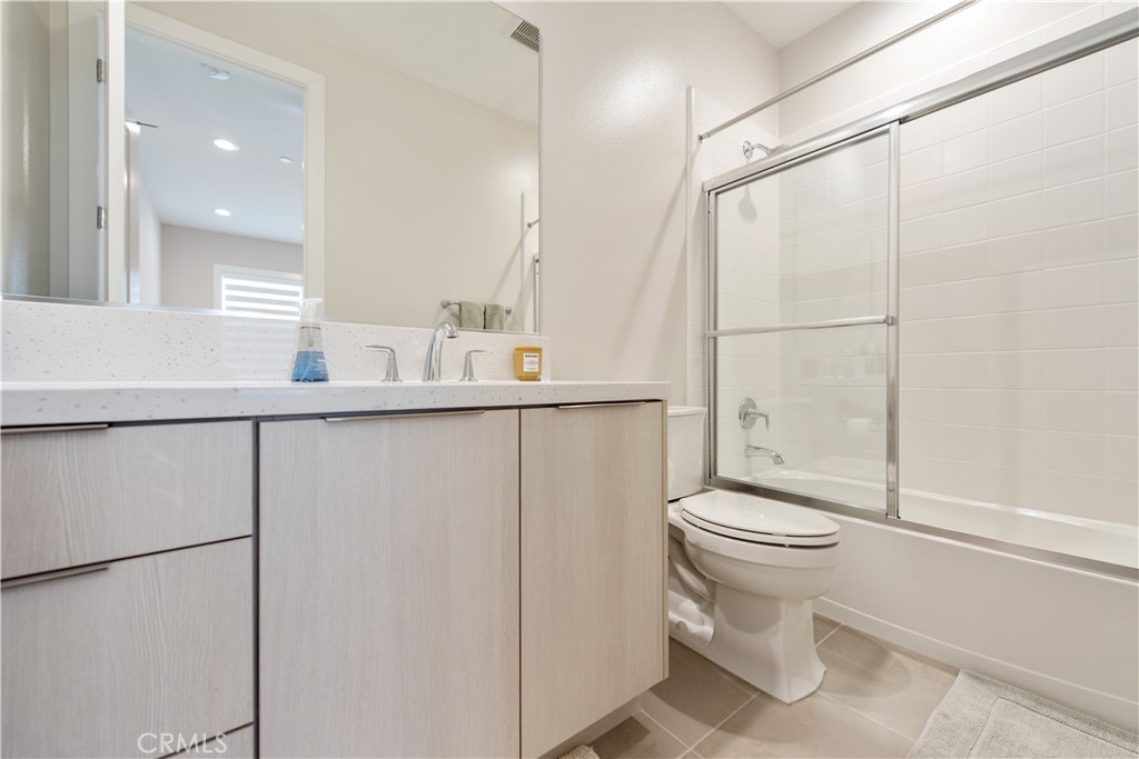 121 Mulberry Property Photo 11