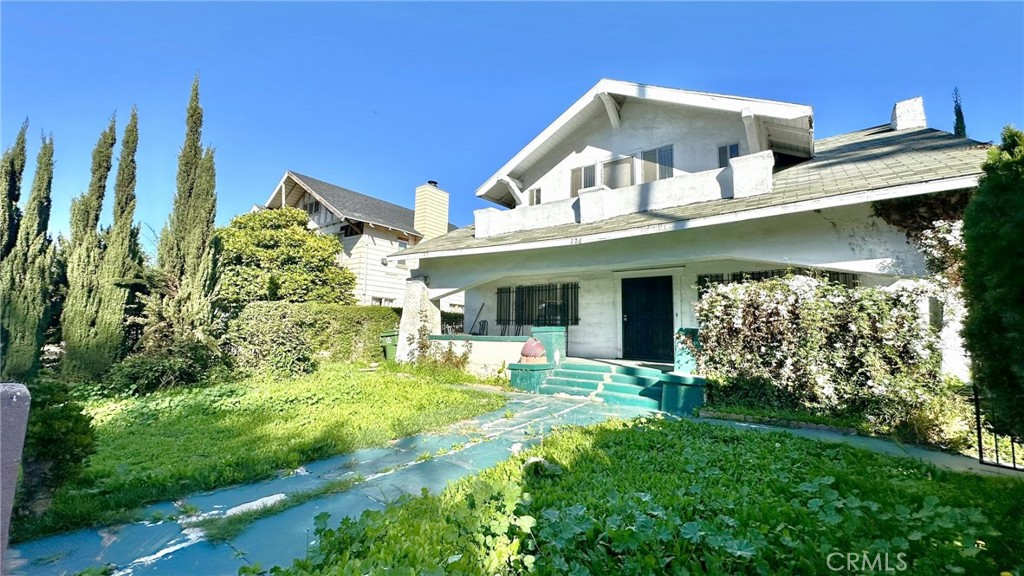 226 N Rampart Boulevard Property Photo