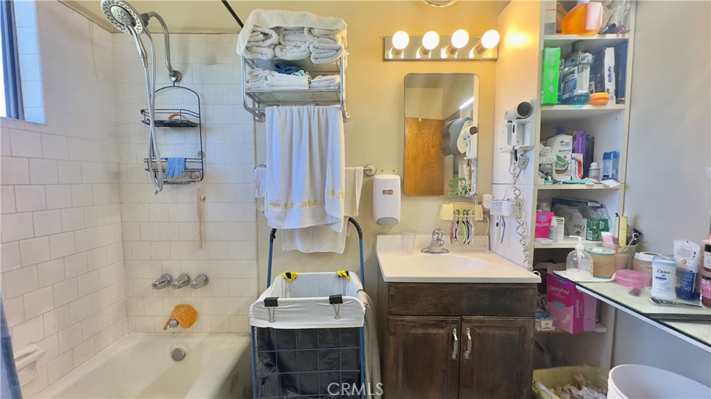 226 N Rampart Boulevard Property Photo 8