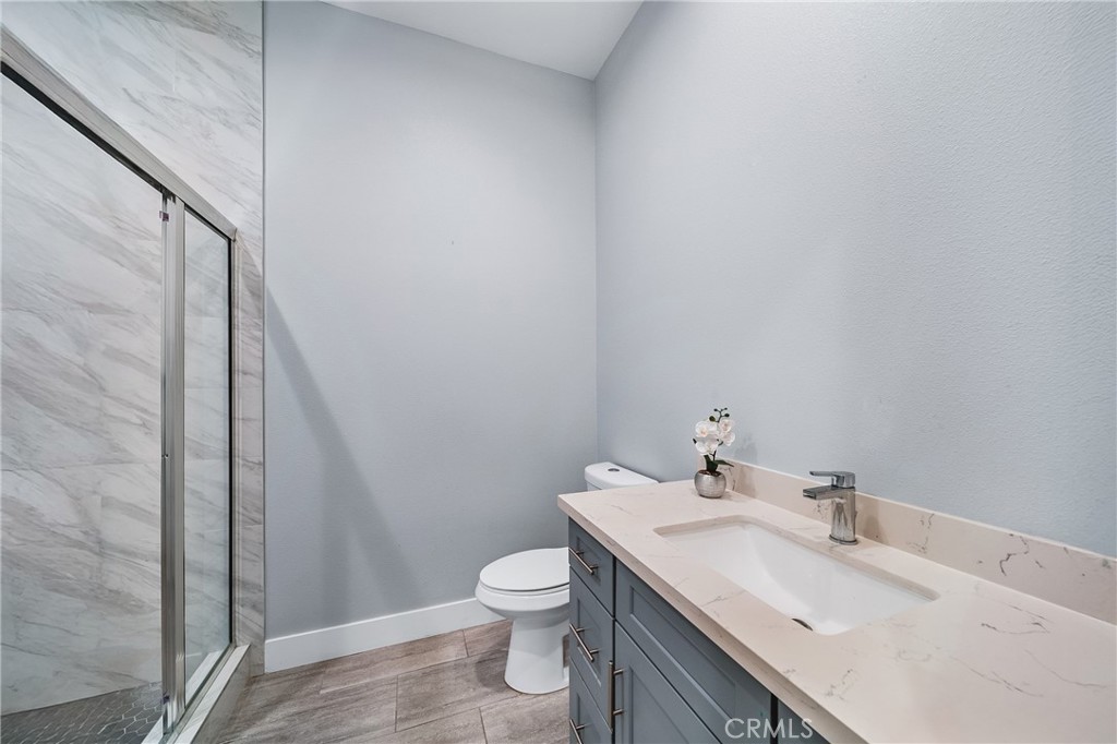 5739 Winchester Court Property Photo 20