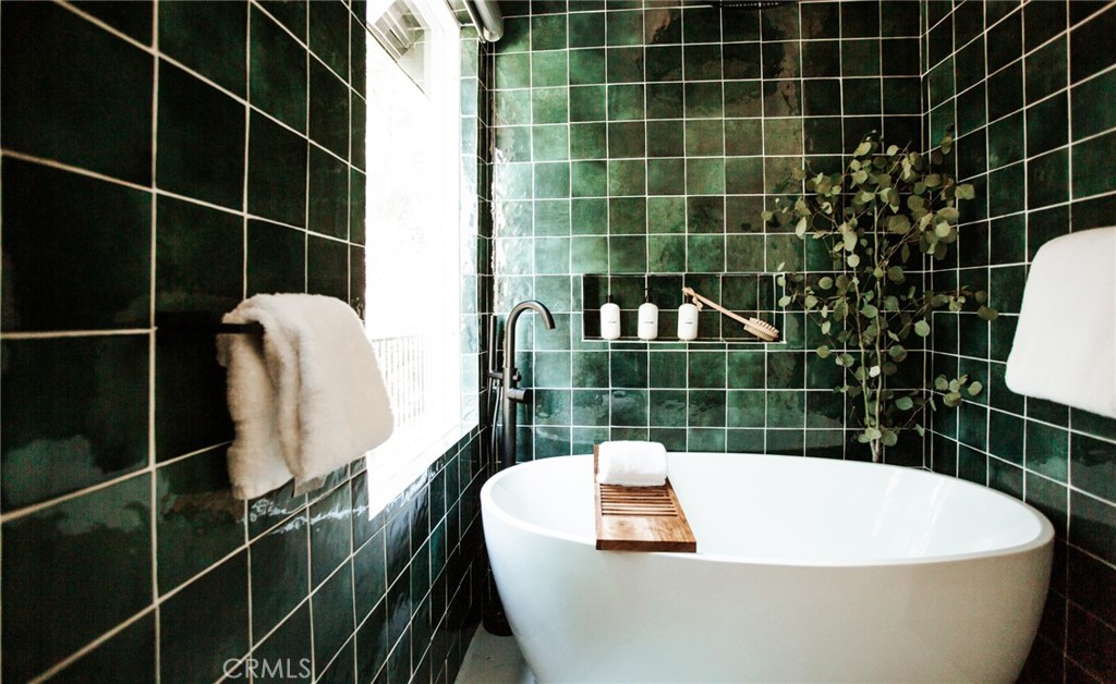 133 Grizzly Road Property Photo 26