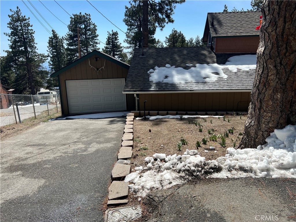 31671 Silver Spruce Drive Property Photo 6