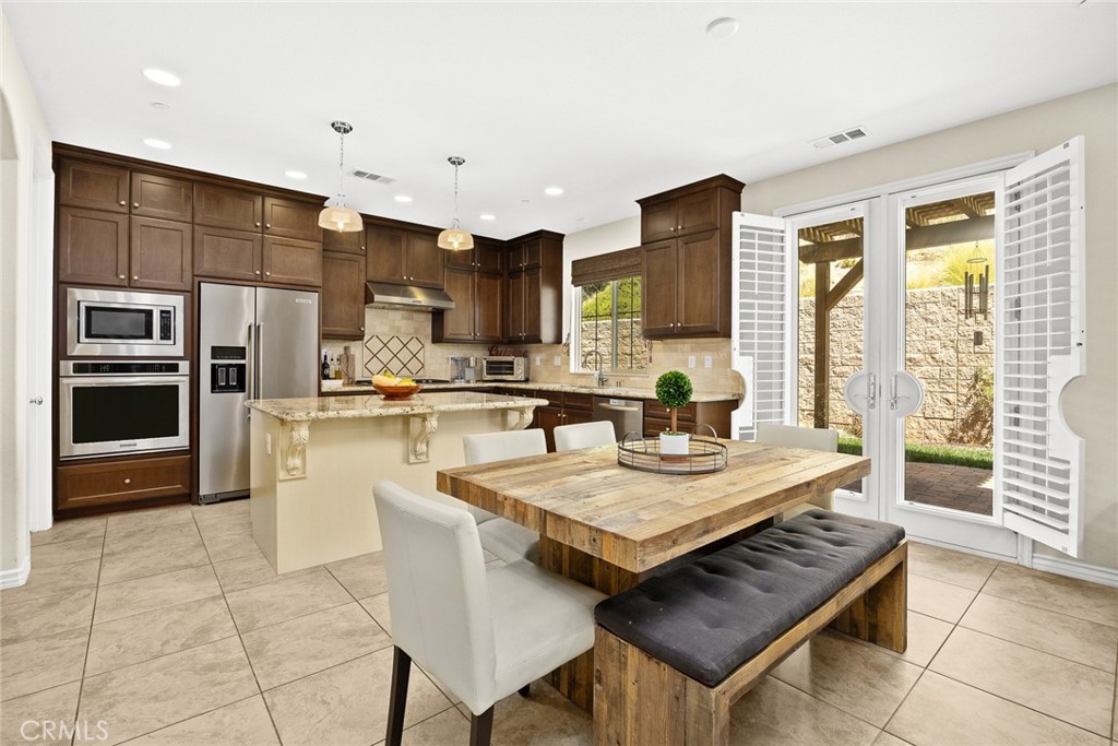 2751 Starpine Drive Property Photo
