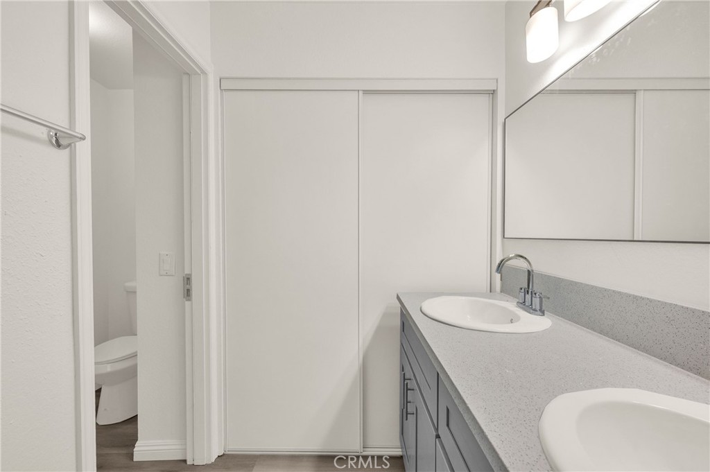 1256 W Morgan Street Property Photo 16