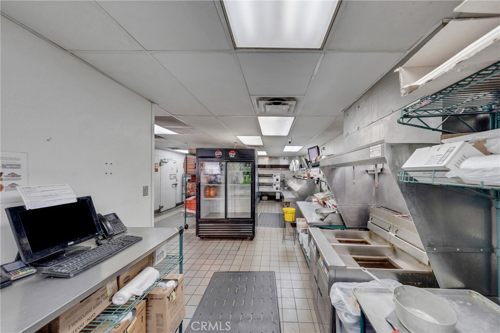 12207 Hawthorne Boulevard Property Photo 19