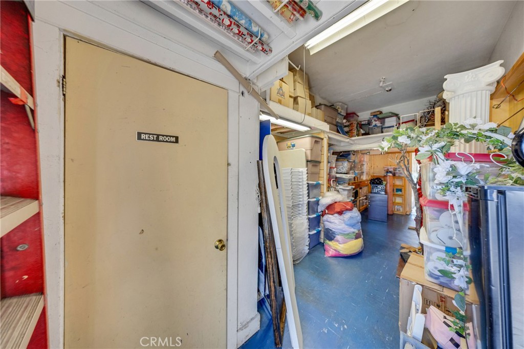 12207 Hawthorne Boulevard Property Photo 31
