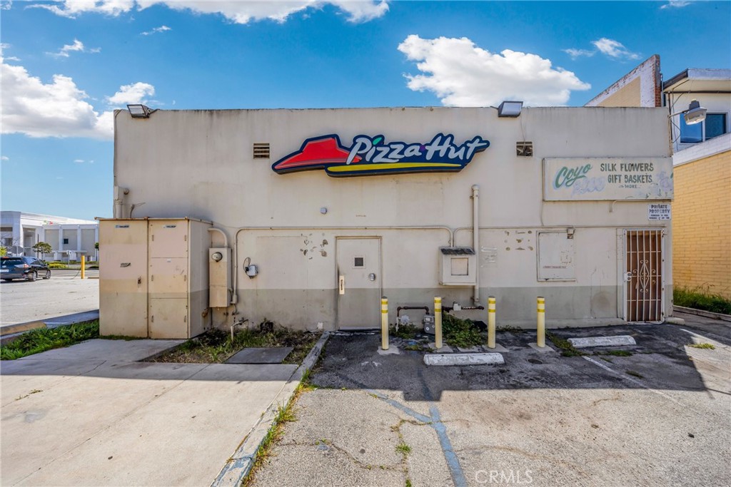 12207 Hawthorne Boulevard Property Photo 32
