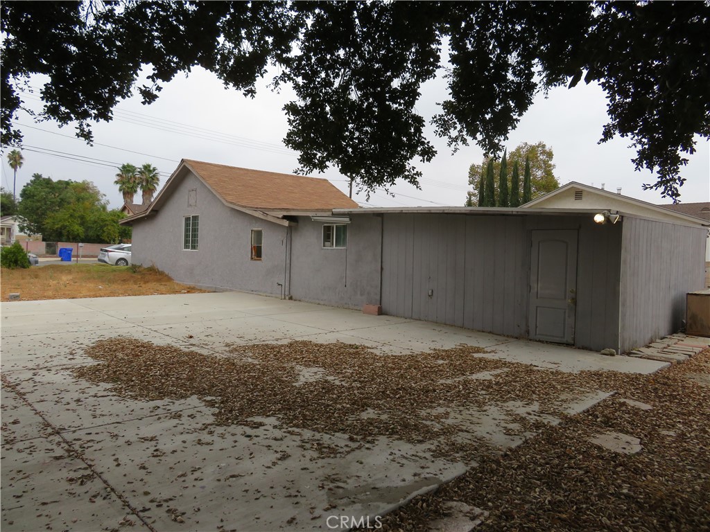 10215 25th Street Property Photo 5
