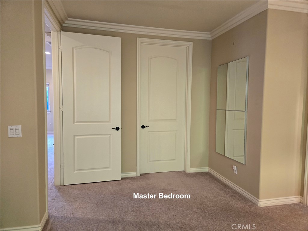 726 W Huntington Drive B Property Photo 43