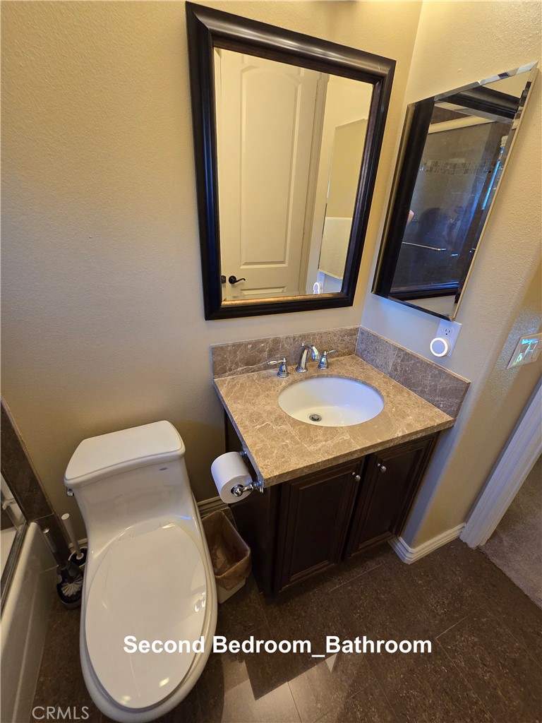 726 W Huntington Drive B Property Photo 58