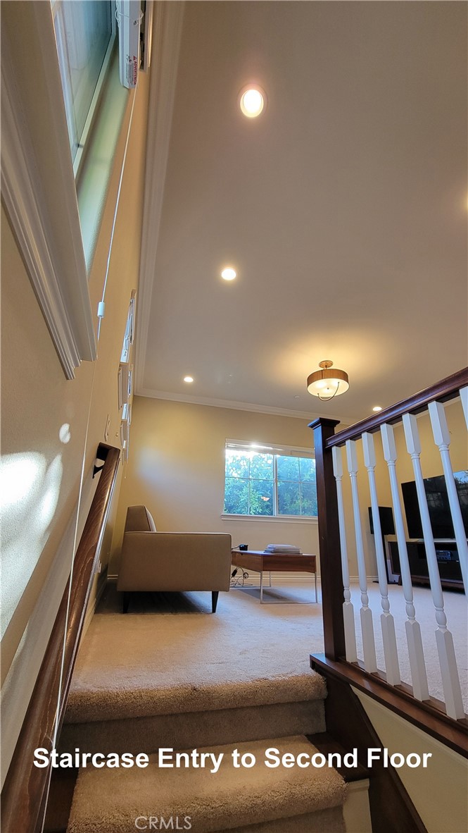 726 W Huntington Drive B Property Photo 64
