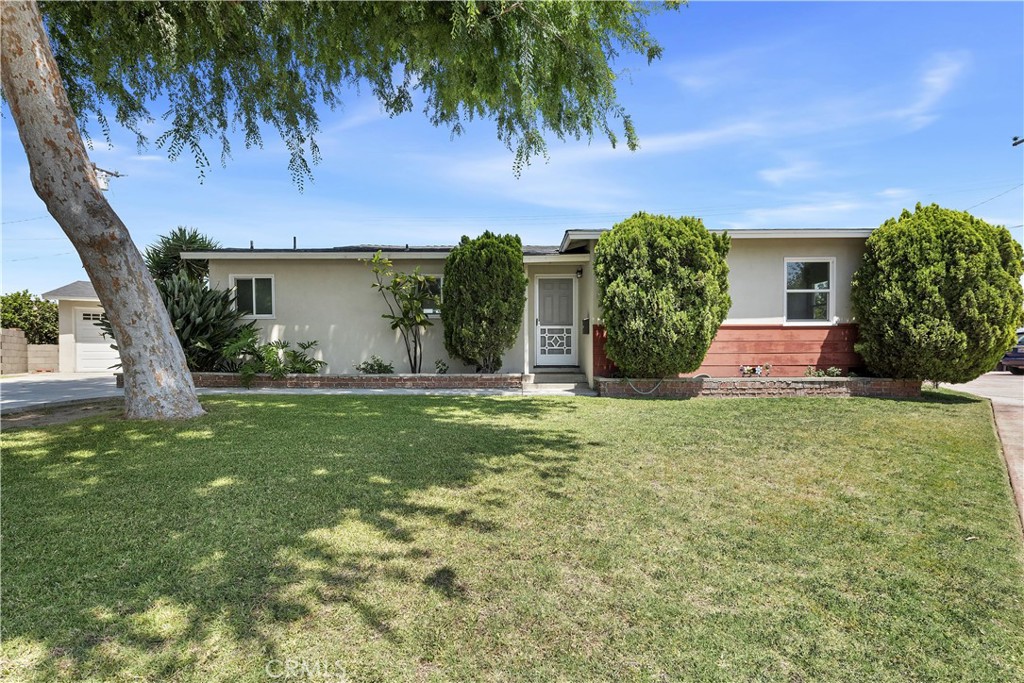 8811 Olney Street Property Photo