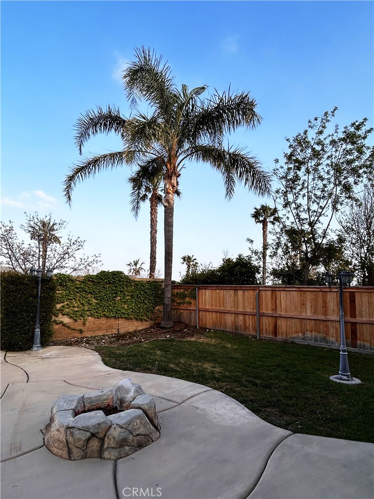 5743 Kendall Court Property Photo 7