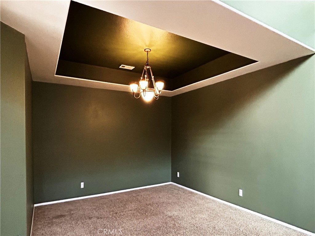 5743 Kendall Court Property Photo 10