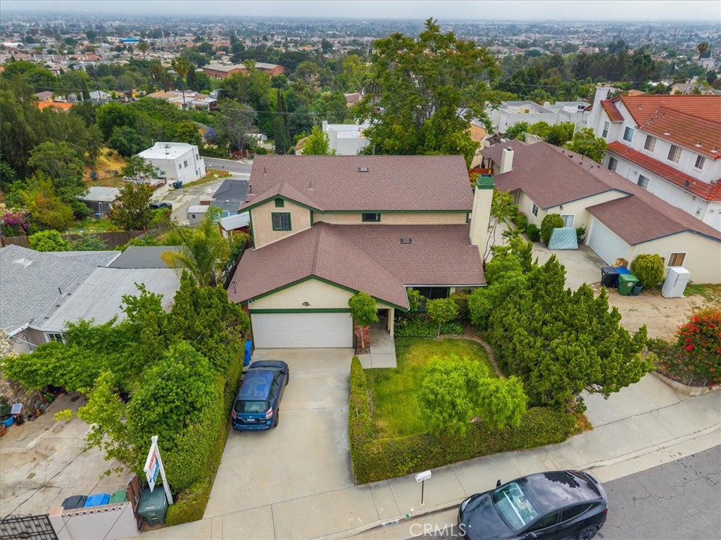 7303 Teresa Ave
