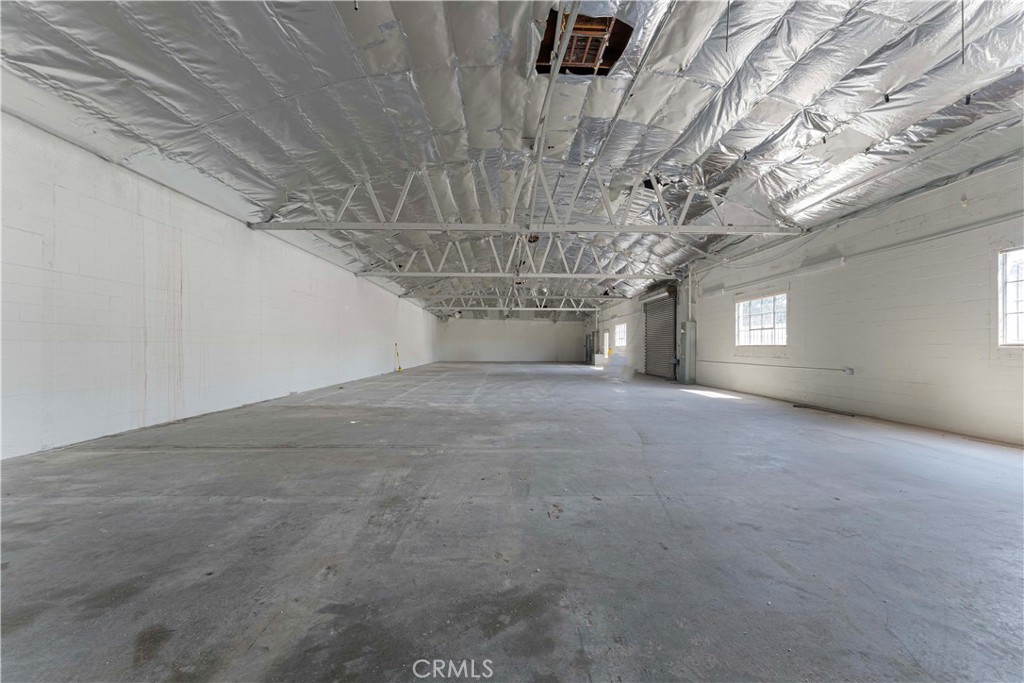 15626 S Main Street Property Photo 11