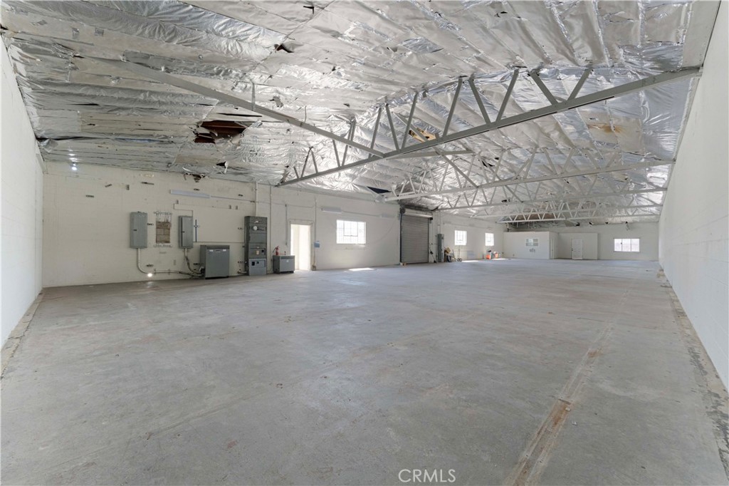 15626 S Main Street Property Photo 17