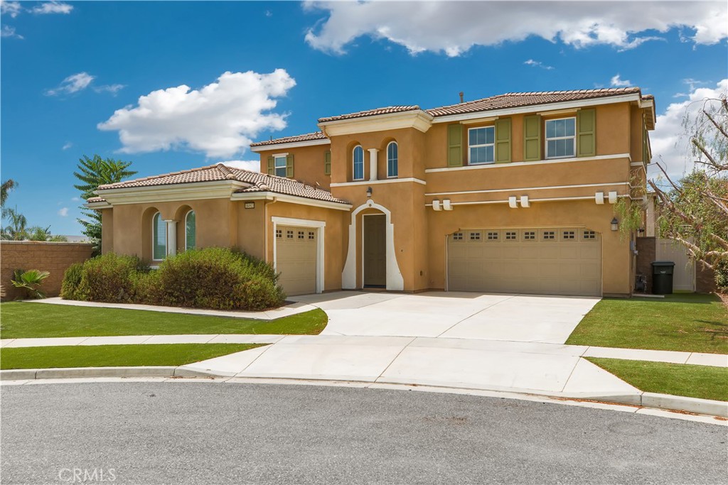 8492 Kingman Court Property Photo 1