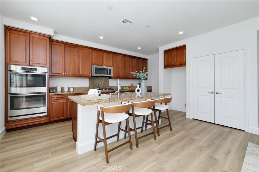 8492 Kingman Court Property Photo 12