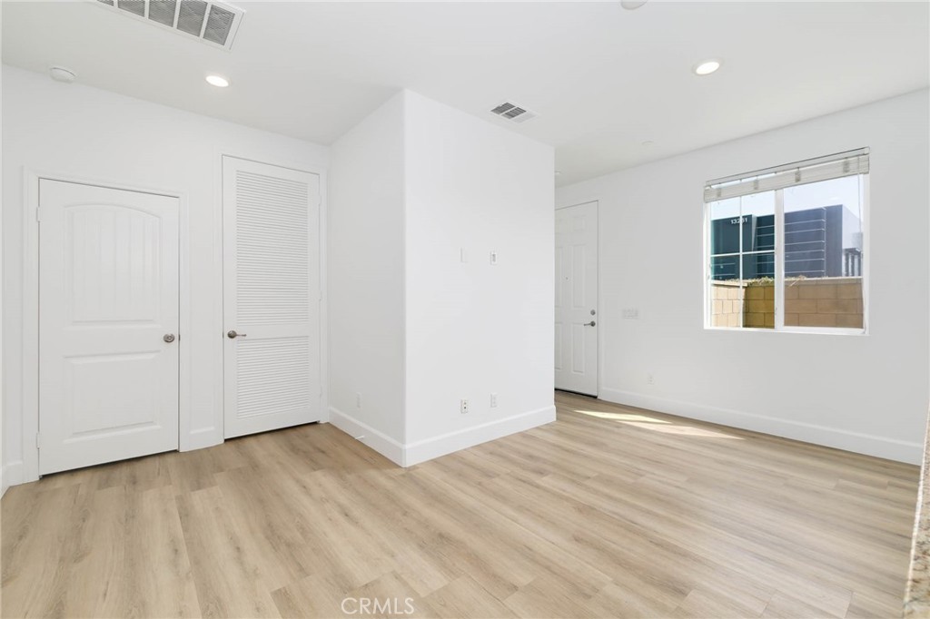 8492 Kingman Court Property Photo 33