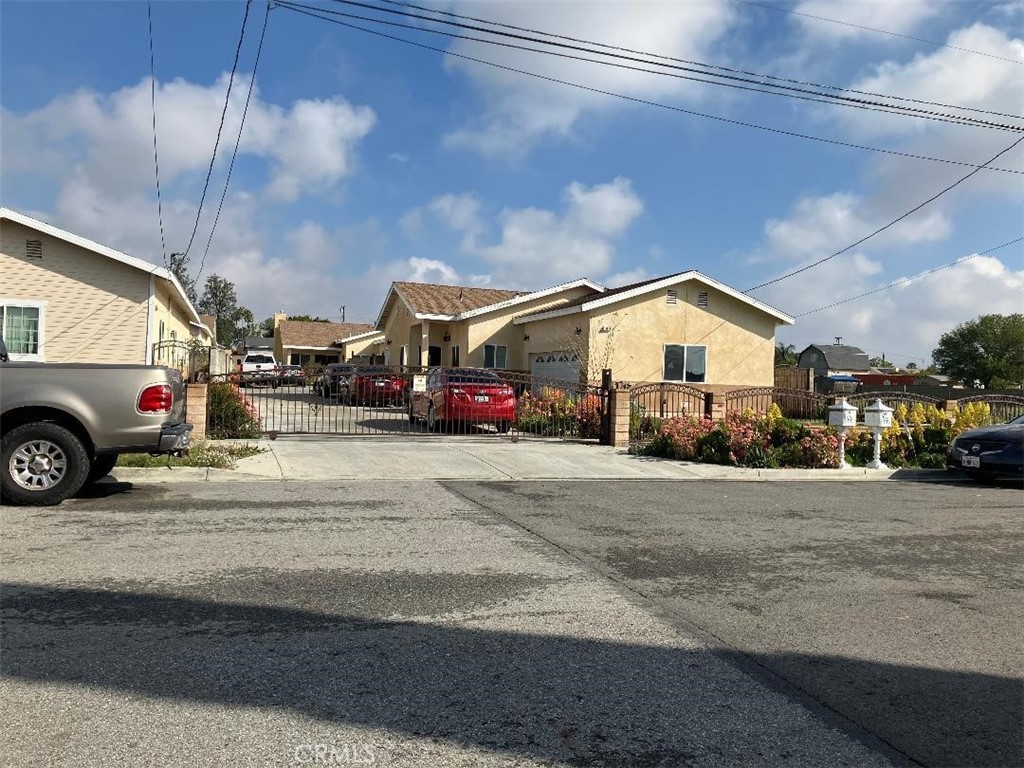 17548 Court Street Property Photo