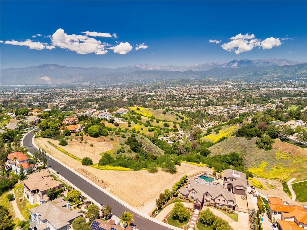 1545 Calle Cristina Property Photo 11