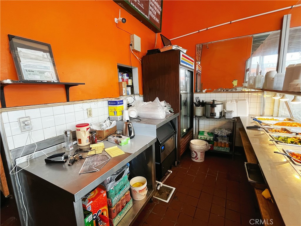 Normandie Ave Property Photo 3