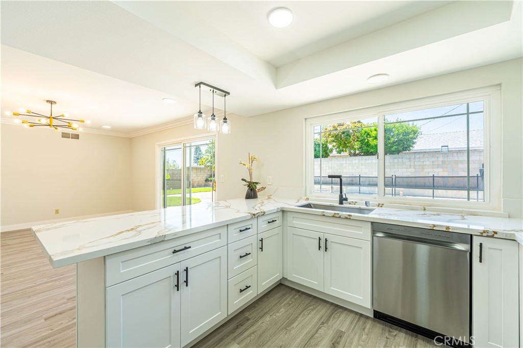 6318 Napa Avenue Property Photo 6