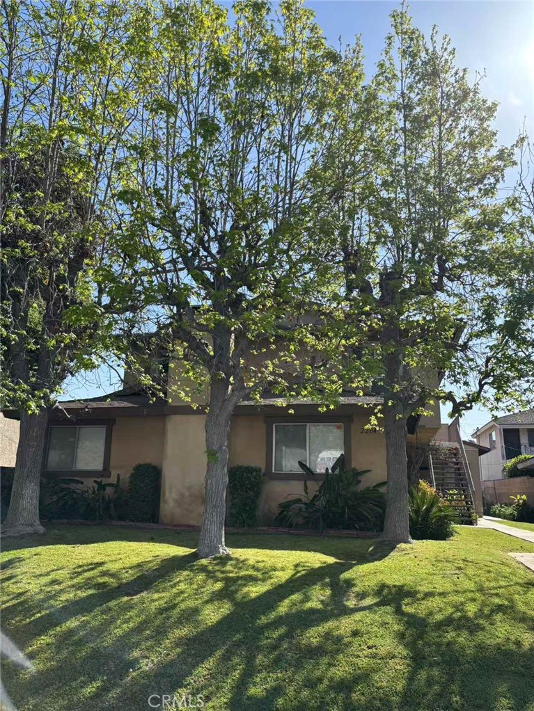 2204 Orange Grove Avenue A,b,c Property Photo 1