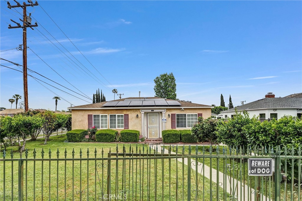 1302 S Gladys Avenue Property Photo