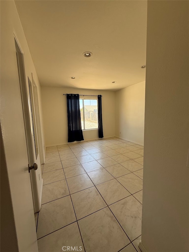 10434 Peach Court Property Photo 9