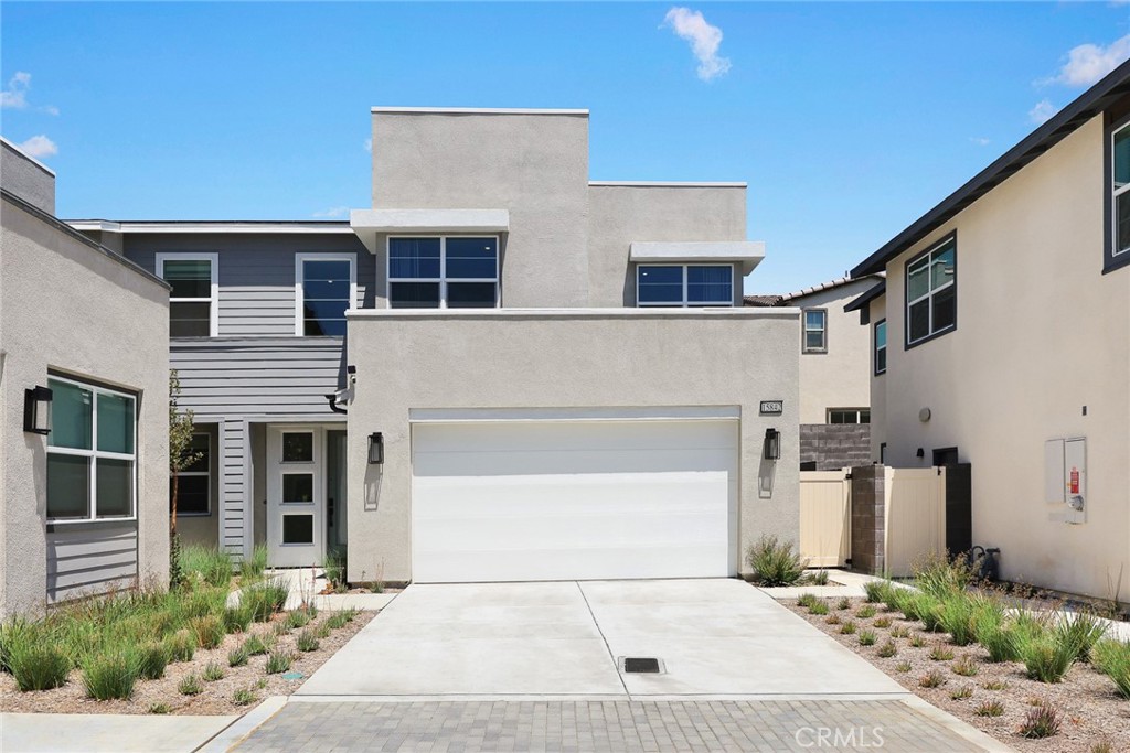 15842 Caterpillar Drive Property Photo 1