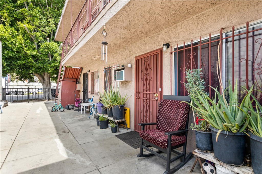 5150 Valley Boulevard Property Photo 2
