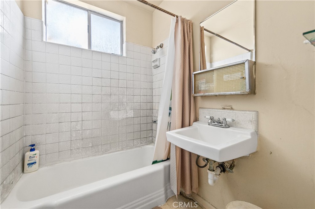 5150 Valley Boulevard Property Photo 17