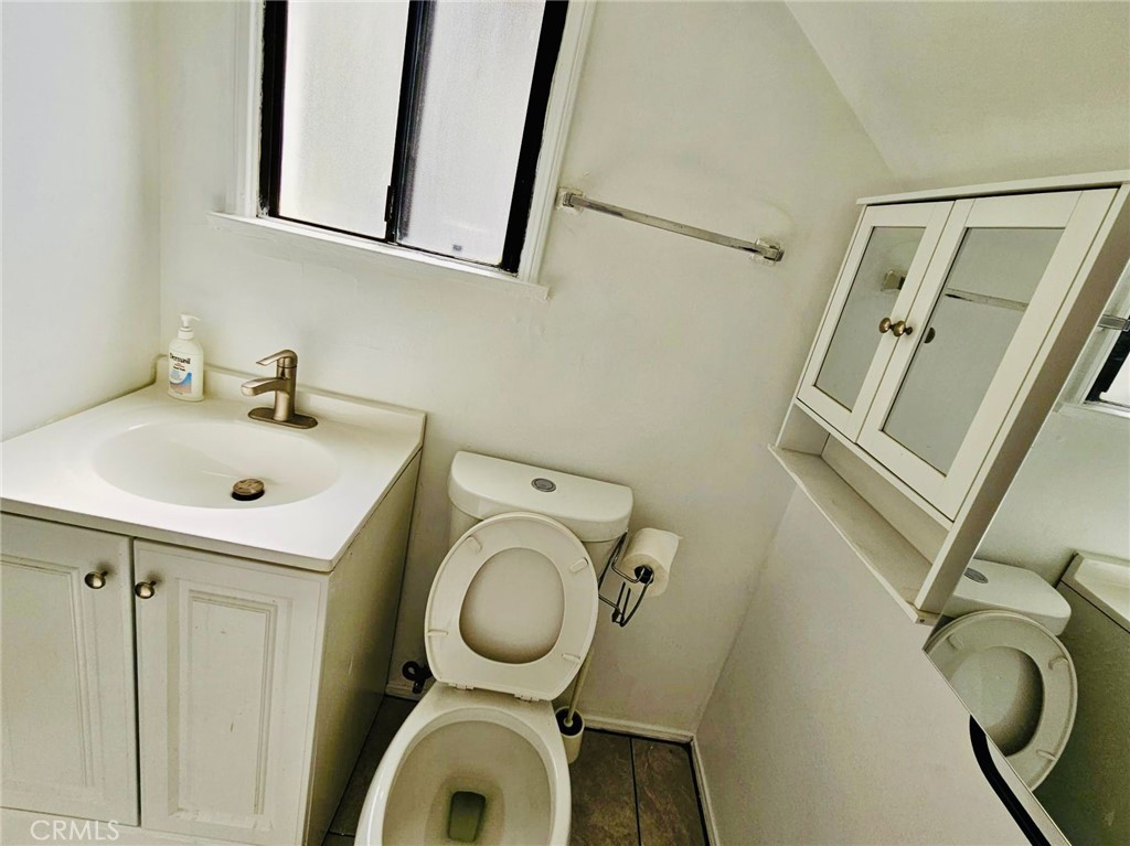 260 E Garvey Avenue Property Photo 7