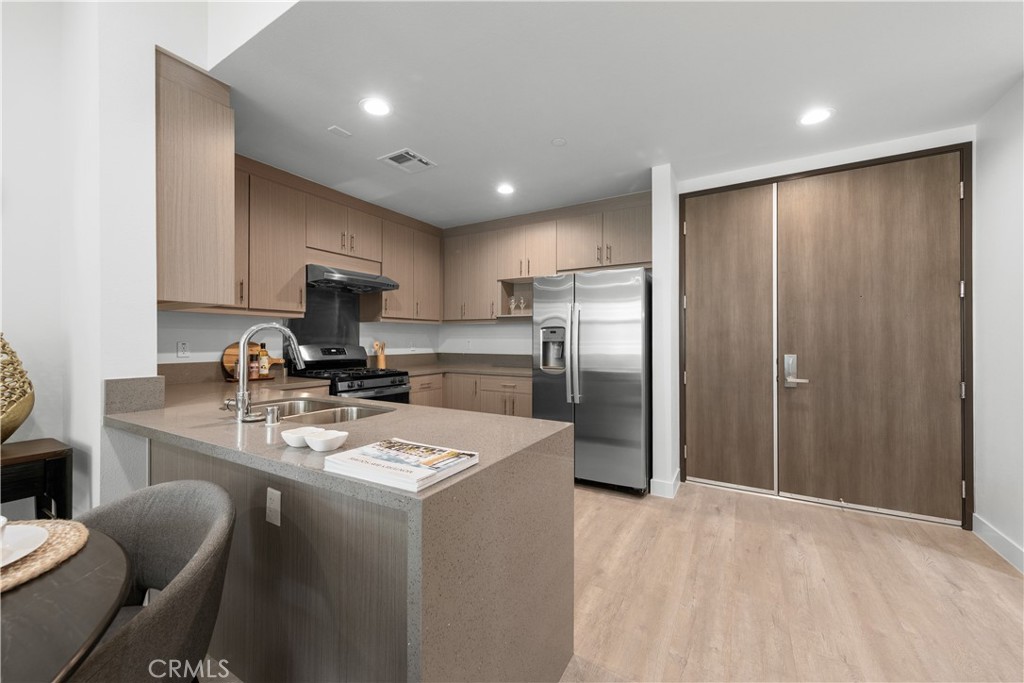 168 S Monterey Street 212 Property Photo 1