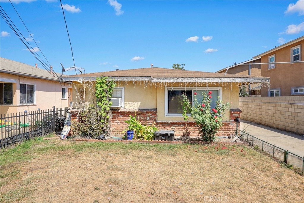 932 S Montebello Boulevard Property Photo 3