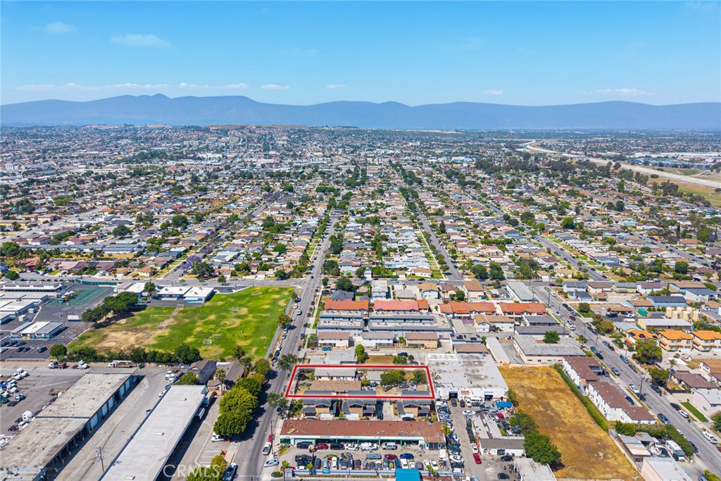 932 S Montebello Boulevard Property Photo 11