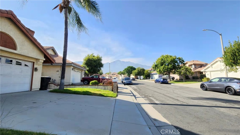7240 Meadowlark Place Property Photo 4