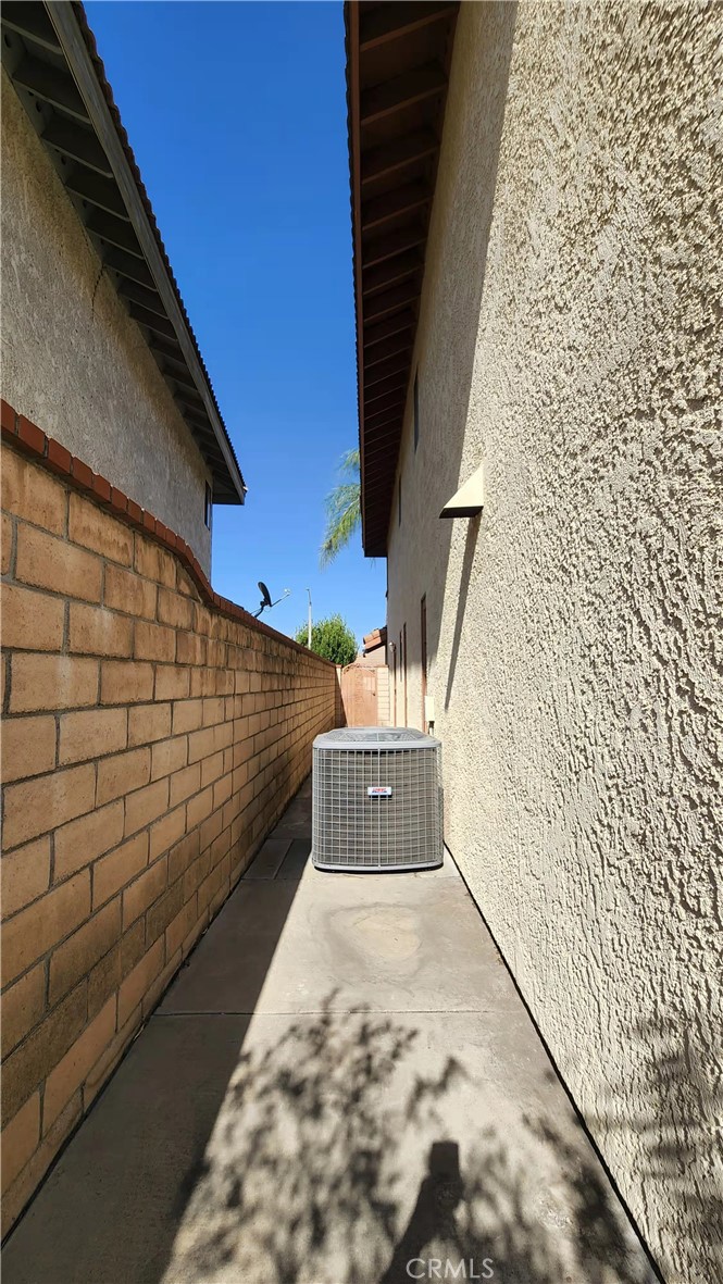 7240 Meadowlark Place Property Photo 10
