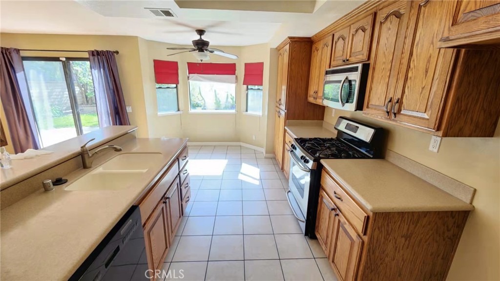 7240 Meadowlark Place Property Photo 17