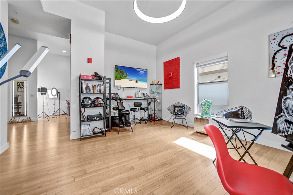 1401 Mission Street 105 Property Photo 15