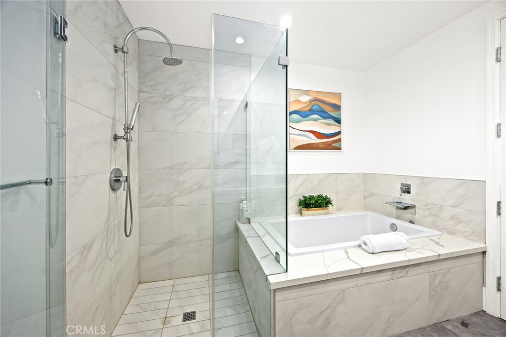 125 California Street B Property Photo 18