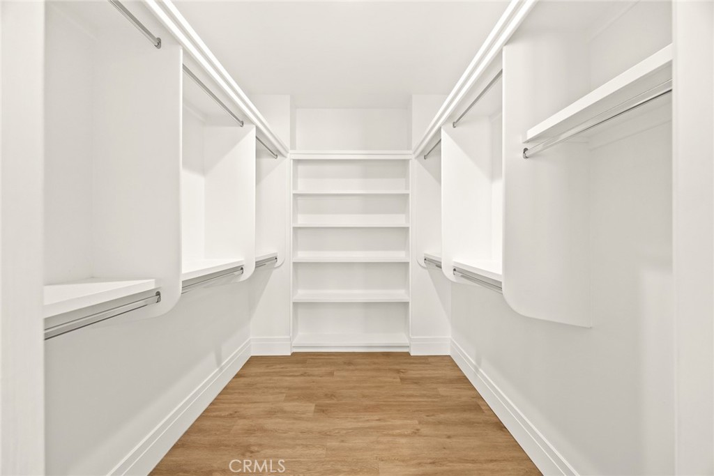 125 California Street B Property Photo 20