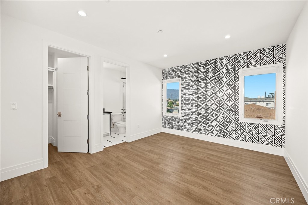 125 California Street B Property Photo 23