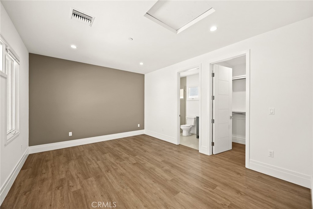 125 California Street B Property Photo 25